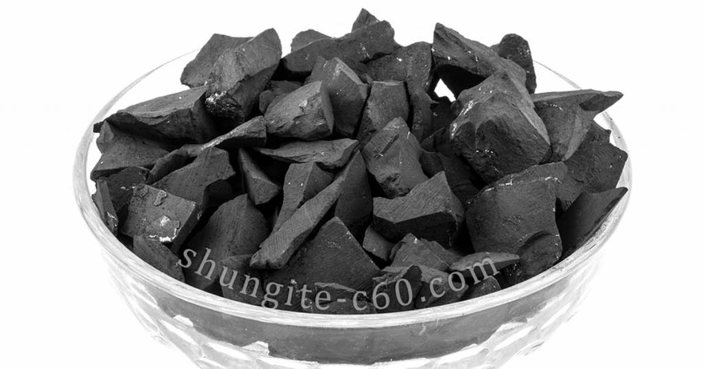 Antioxidant shungite chips for water purification