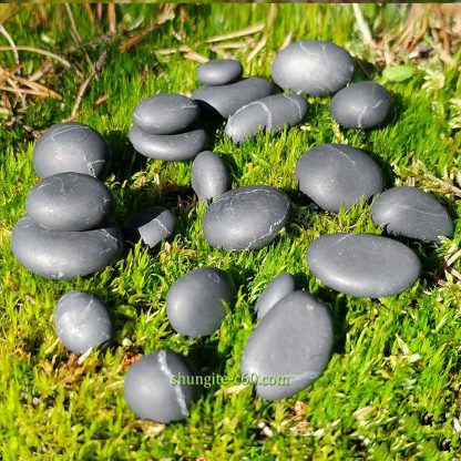 black shungite crystal stones