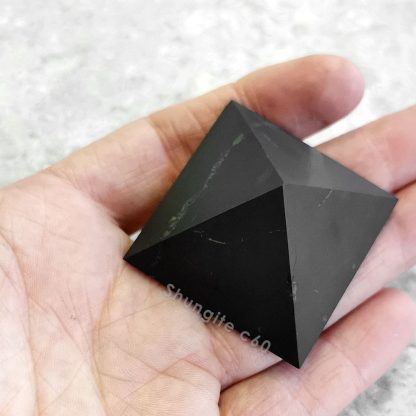 shungite crystal pyramid 40 mm