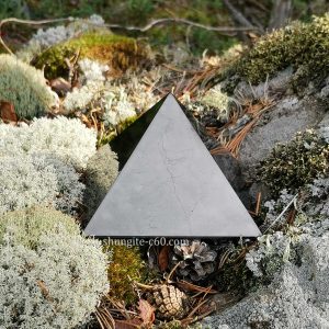 karelian shungite pyramid 100 mm